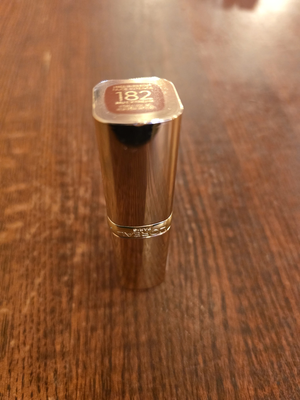 L'Oreal Paris Colour Riche Les Nus Intense Lipstick shade 182